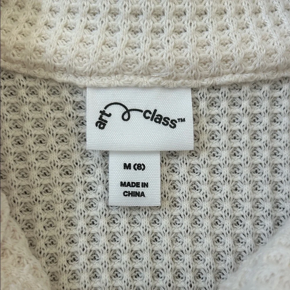 Like New Target Cream Waffle Knit Long Sleeve Top